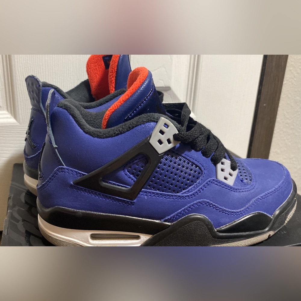 Jordan 4’s